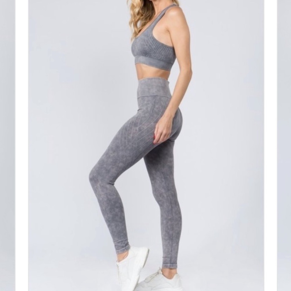 Grey Workout Set - Picture 3 of 6
